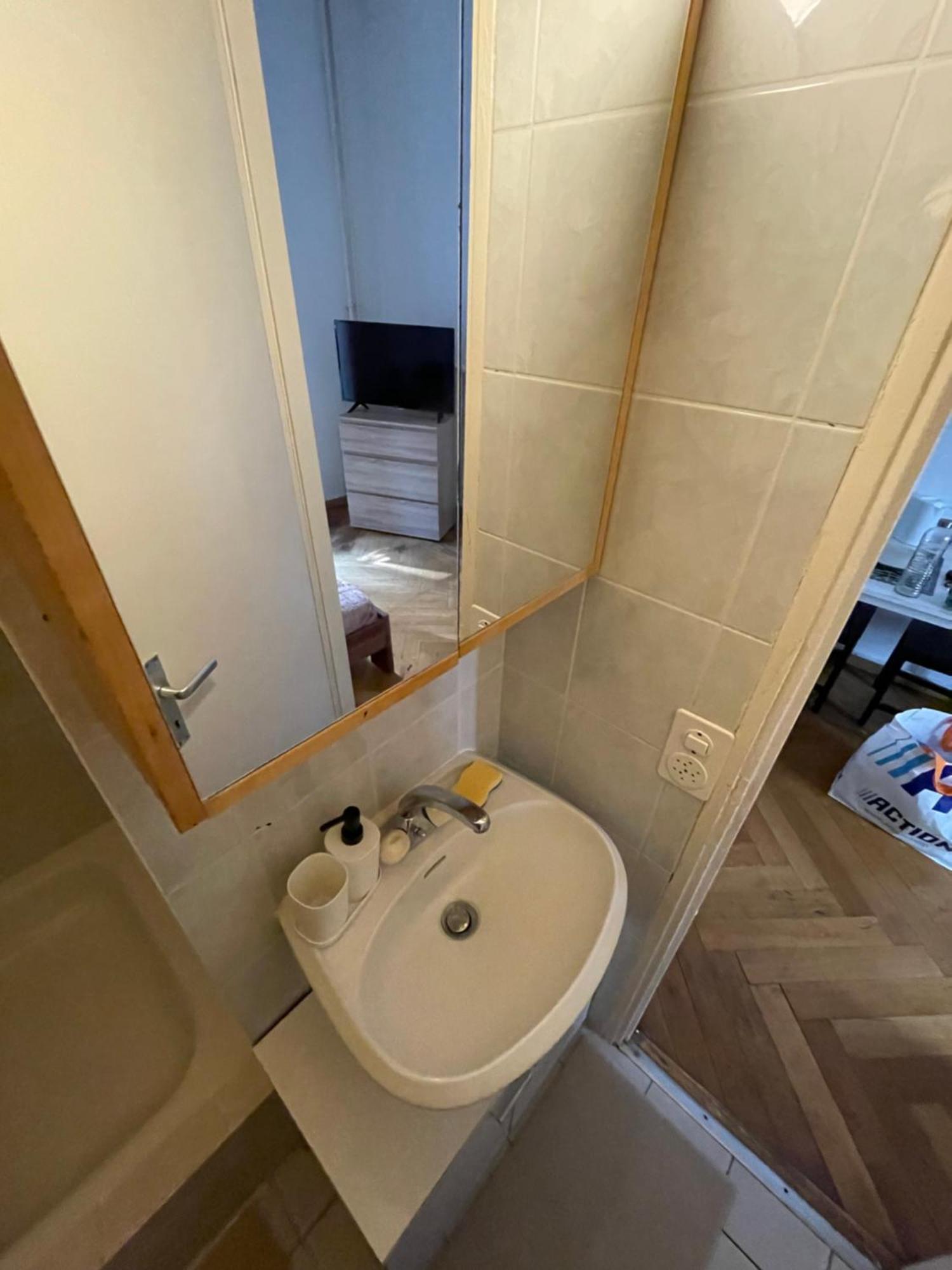 Apartment Au Coeur De Genf